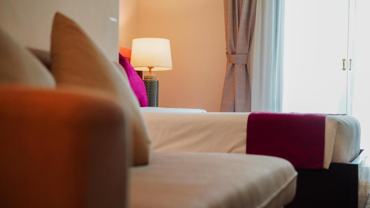 Kaizen Hotel & Suites Melaka Extérieur photo
