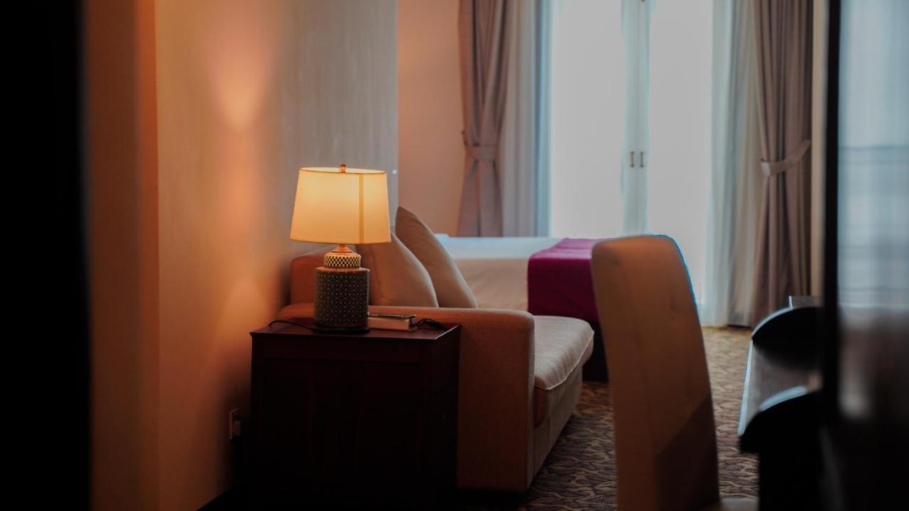 Kaizen Hotel & Suites Melaka Extérieur photo